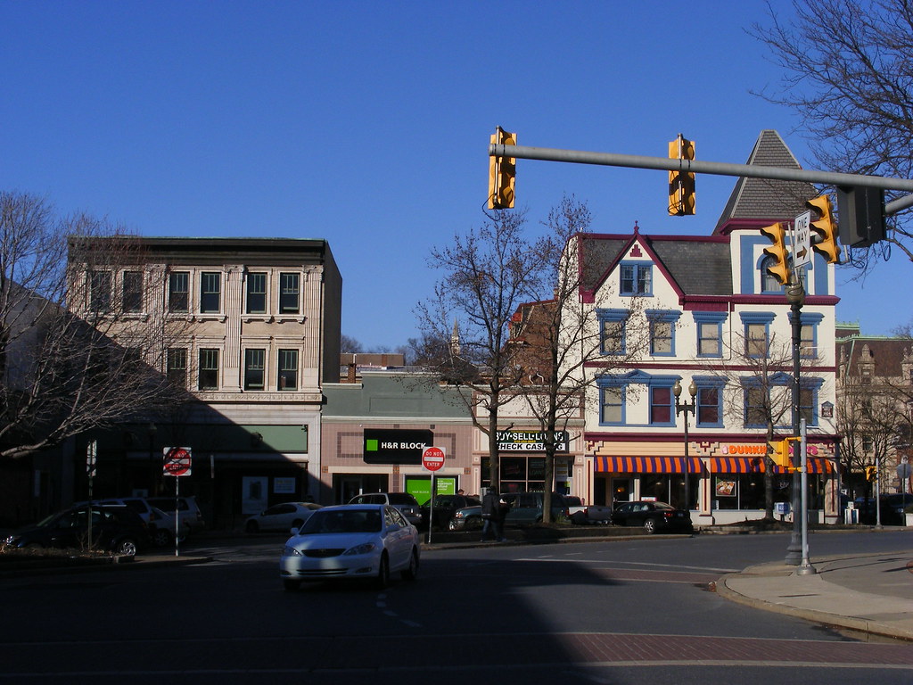 easton movers